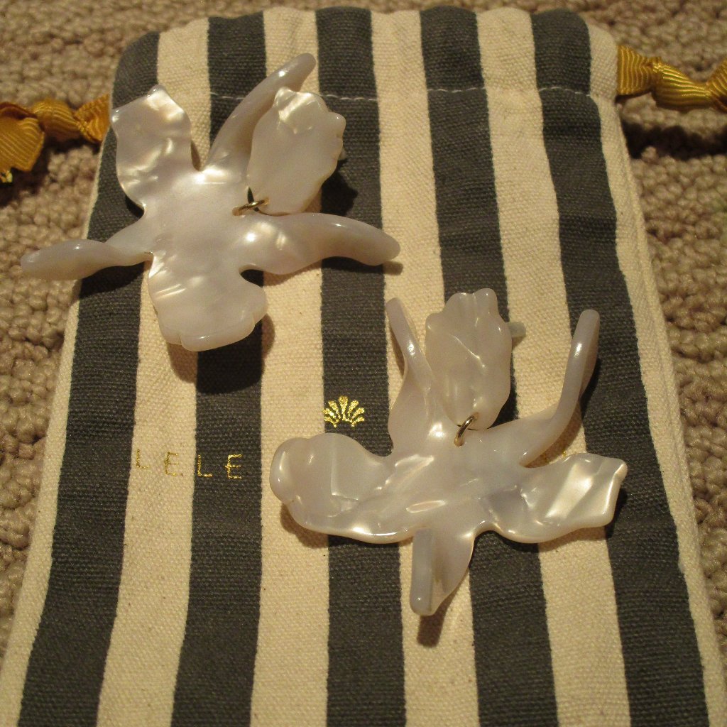 Lele Sadoughi White Lily Drop Earrings